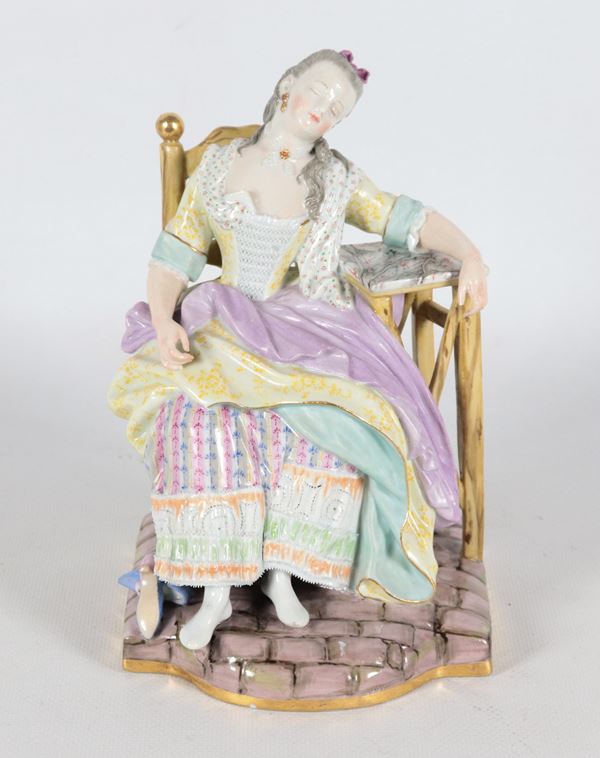 "Il riposo della dama", scultura in porcellana policroma Meissen