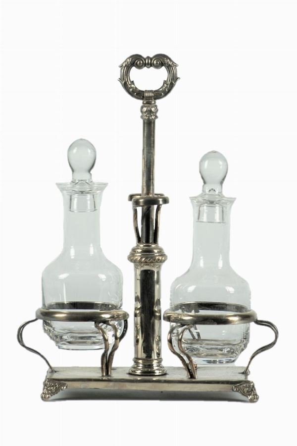 Oil cruet in silver metal  - Auction Antique paintings, furniture, furnishings and art objects. - Gelardini Aste Casa d'Aste Roma