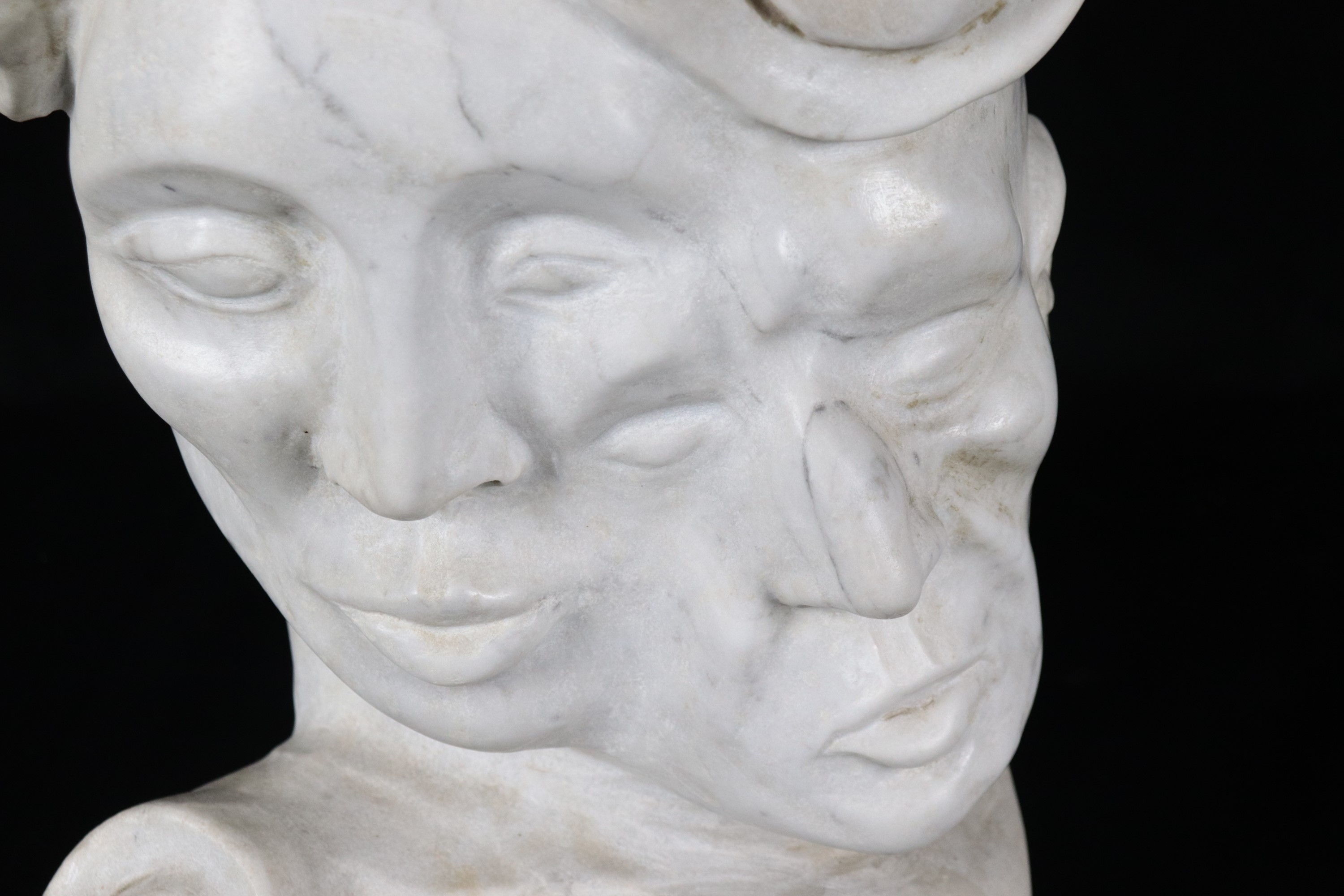 "Teste di Mori", scultura in marmo