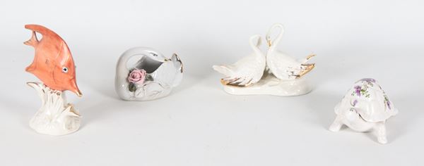 Lotto in porcellana policroma di diverse manifatture (4 pz)