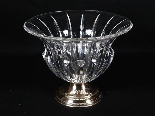 Coppa in cristallo lavorato con base in argento titolo 925