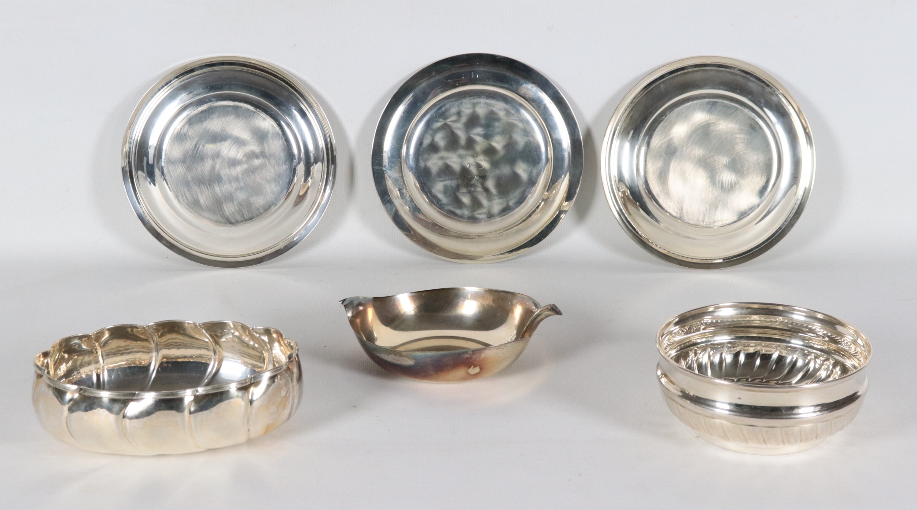 Lotto in argento cesellato e sbalzato (6 pz.), gr. 830