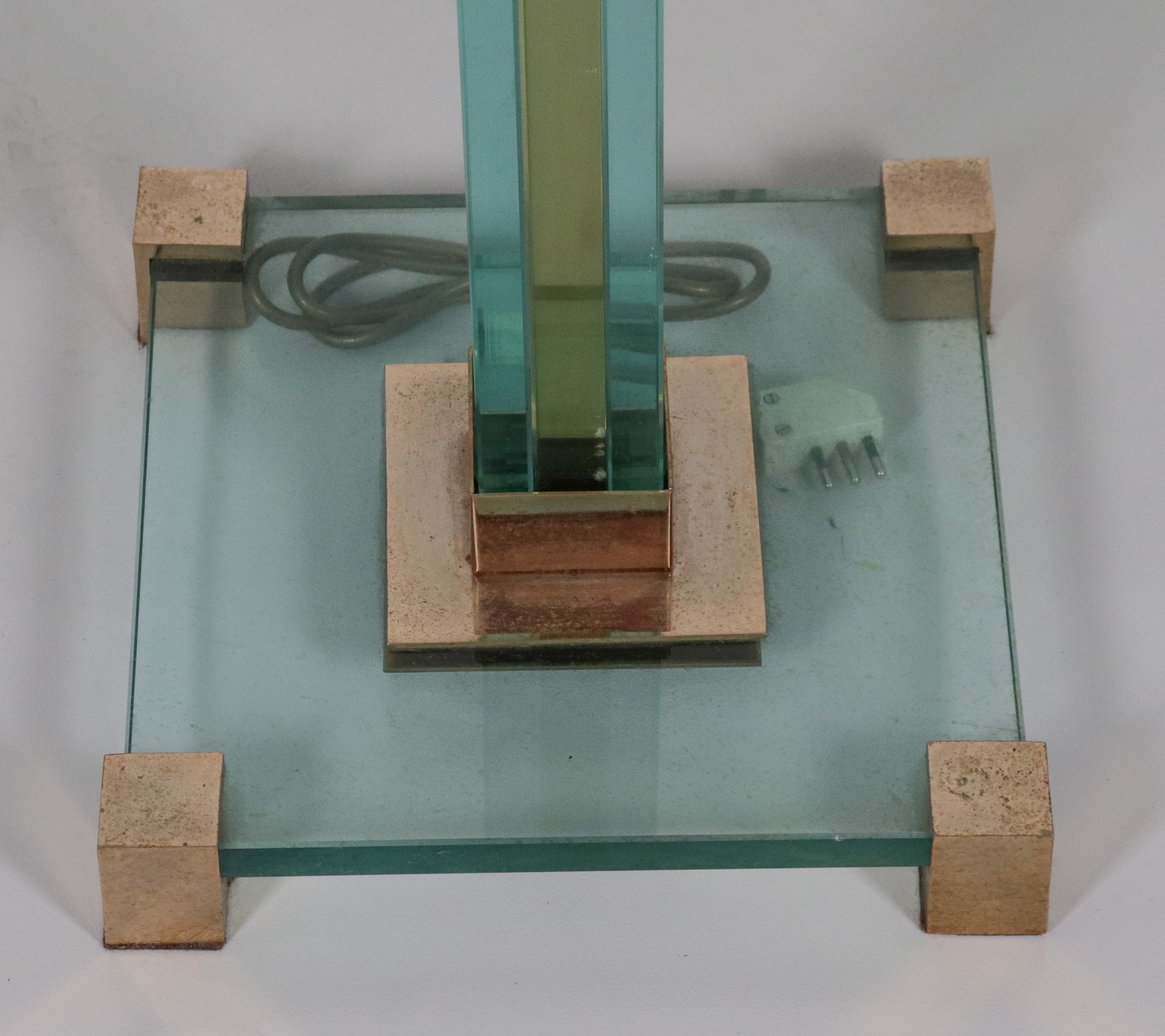 Piantana da terra in vetro verde acqua e guarnizioni in ottone