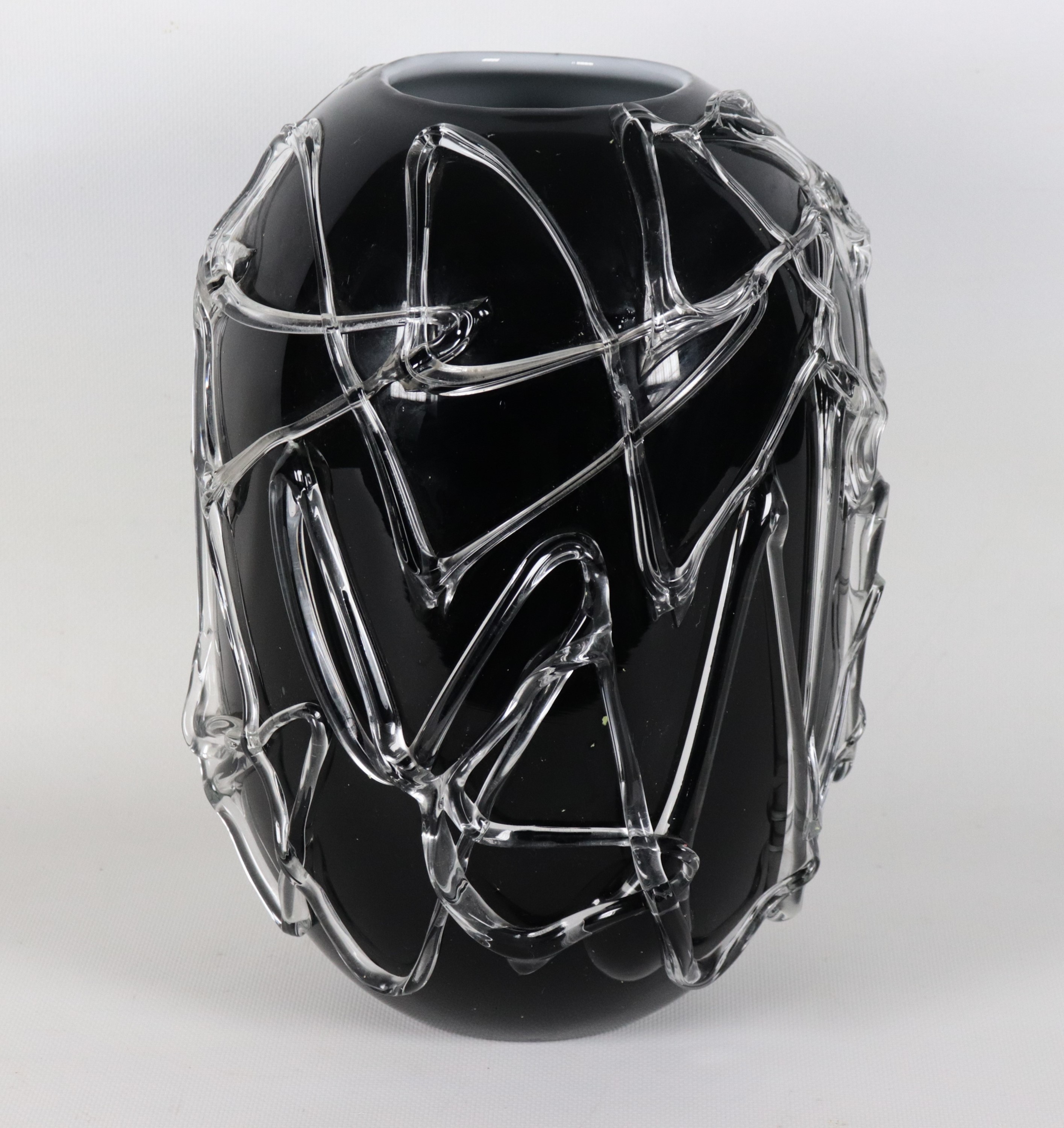 Vaso in vetro di Murano nero