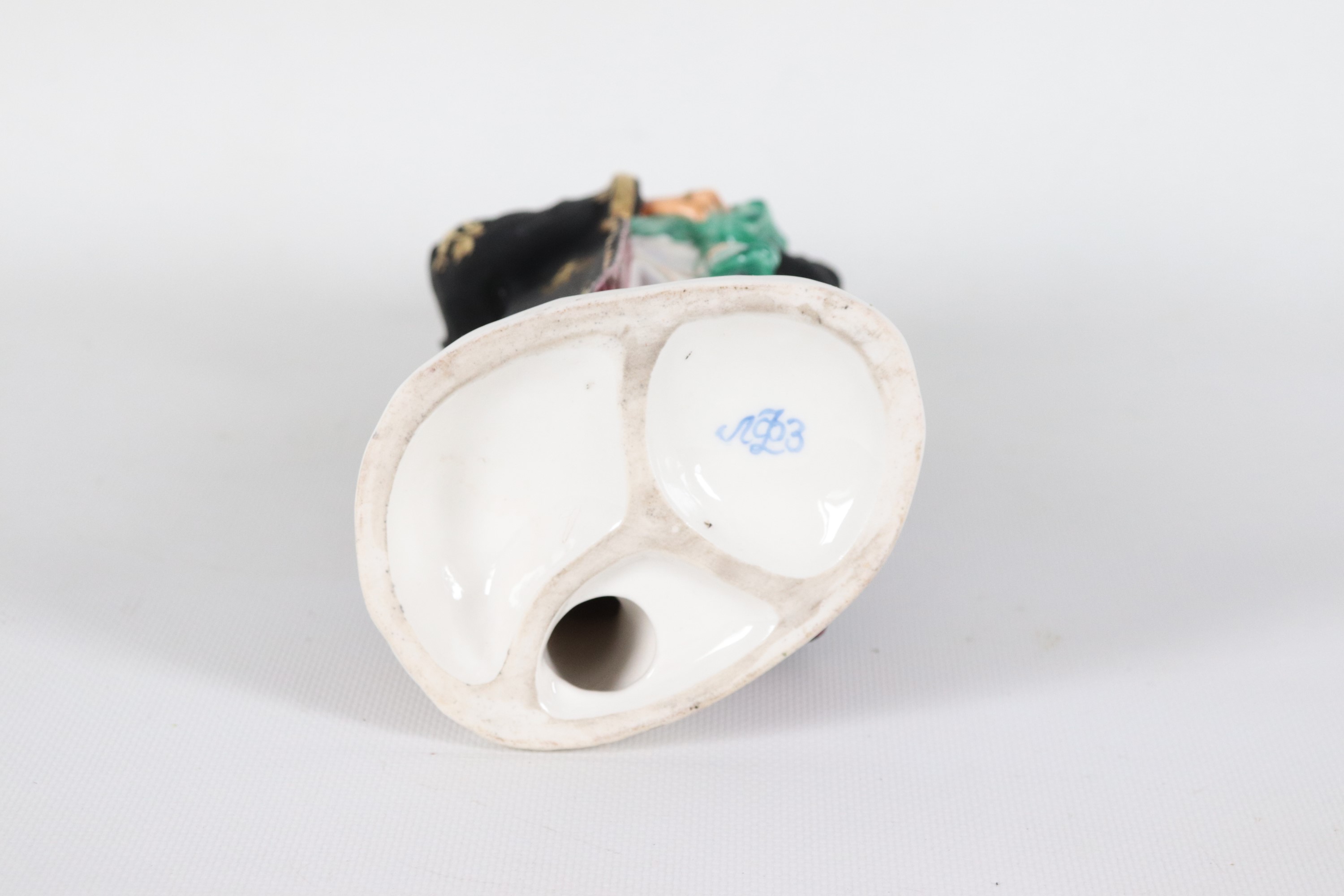 "Feodor Chaliapin nel ruolo di Boris Godunov", scultura in porcellana policroma Lomonosov