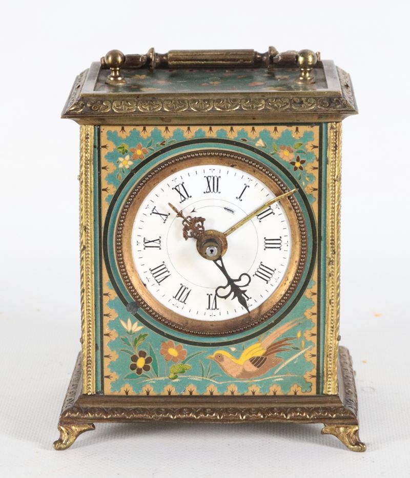 Cappuccina da viaggio in bronzo dorato e placchette in smalti policromi raff.ti uccellini e fiori...