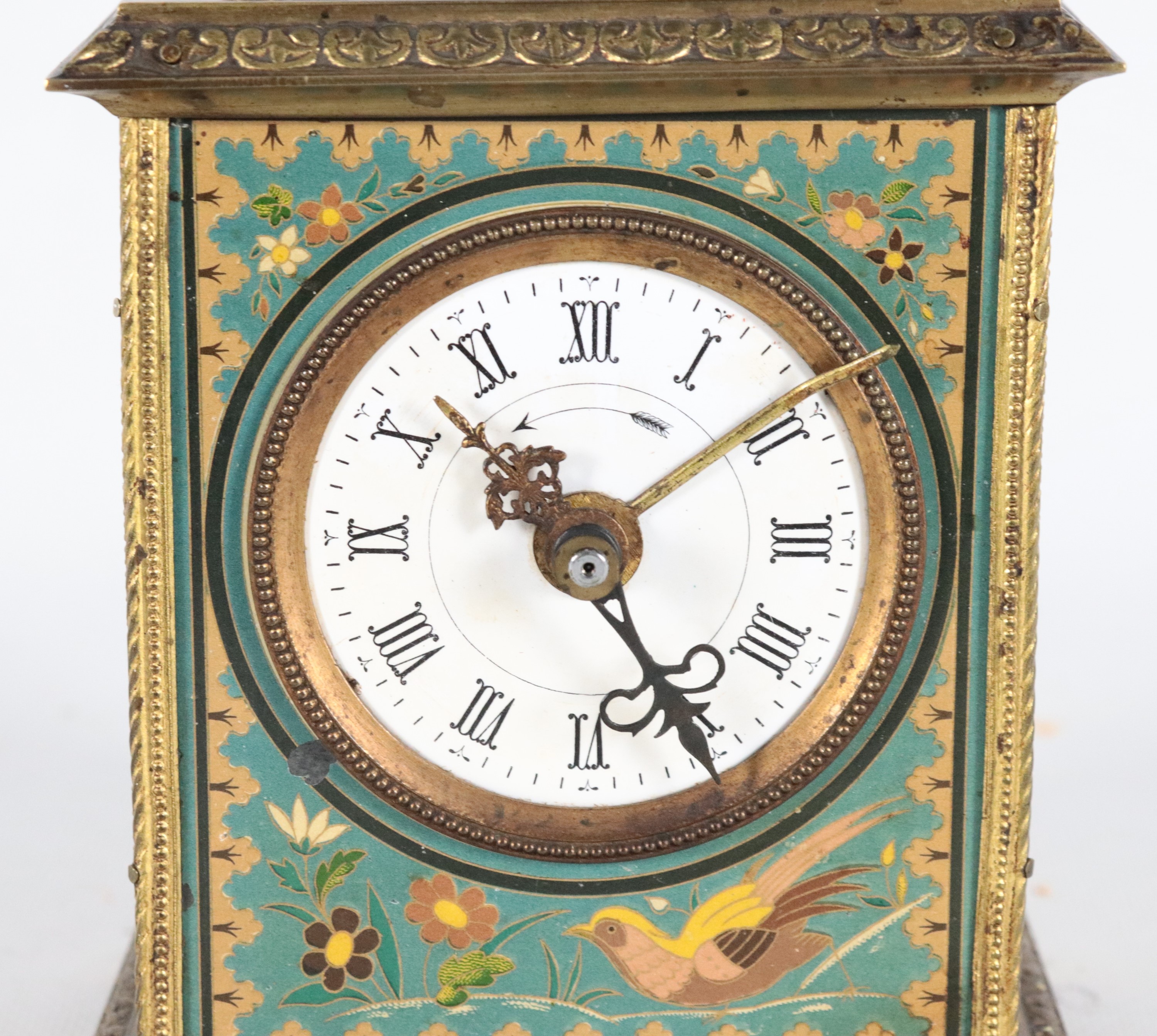 Cappuccina da viaggio in bronzo dorato e placchette in smalti policromi raff.ti uccellini e fiori...