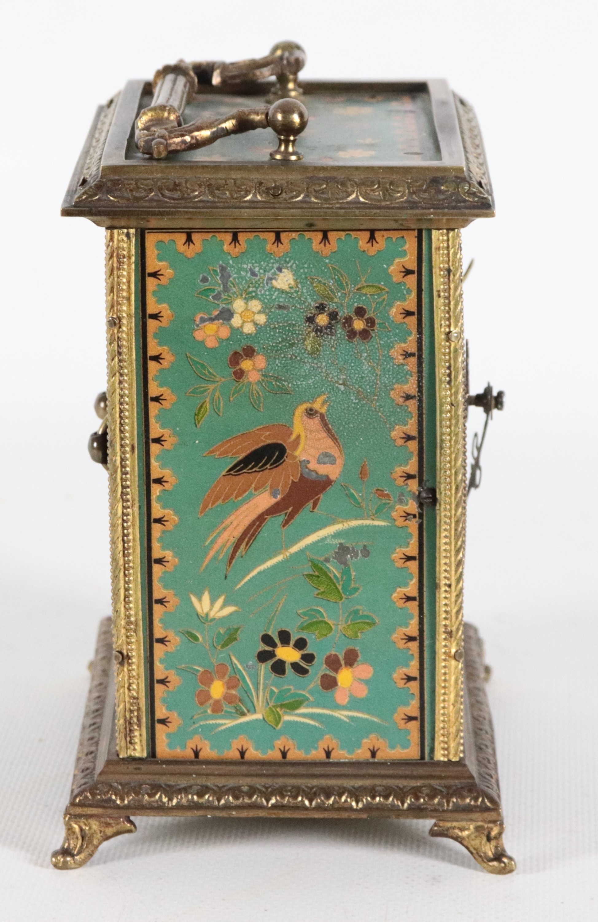 Cappuccina da viaggio in bronzo dorato e placchette in smalti policromi raff.ti uccellini e fiori...