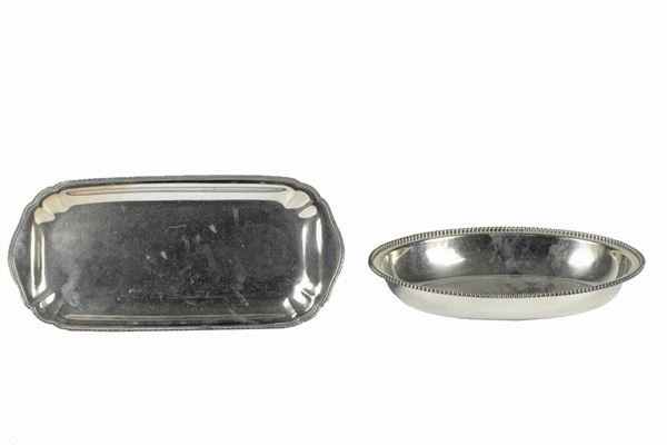 Lot in silver metal