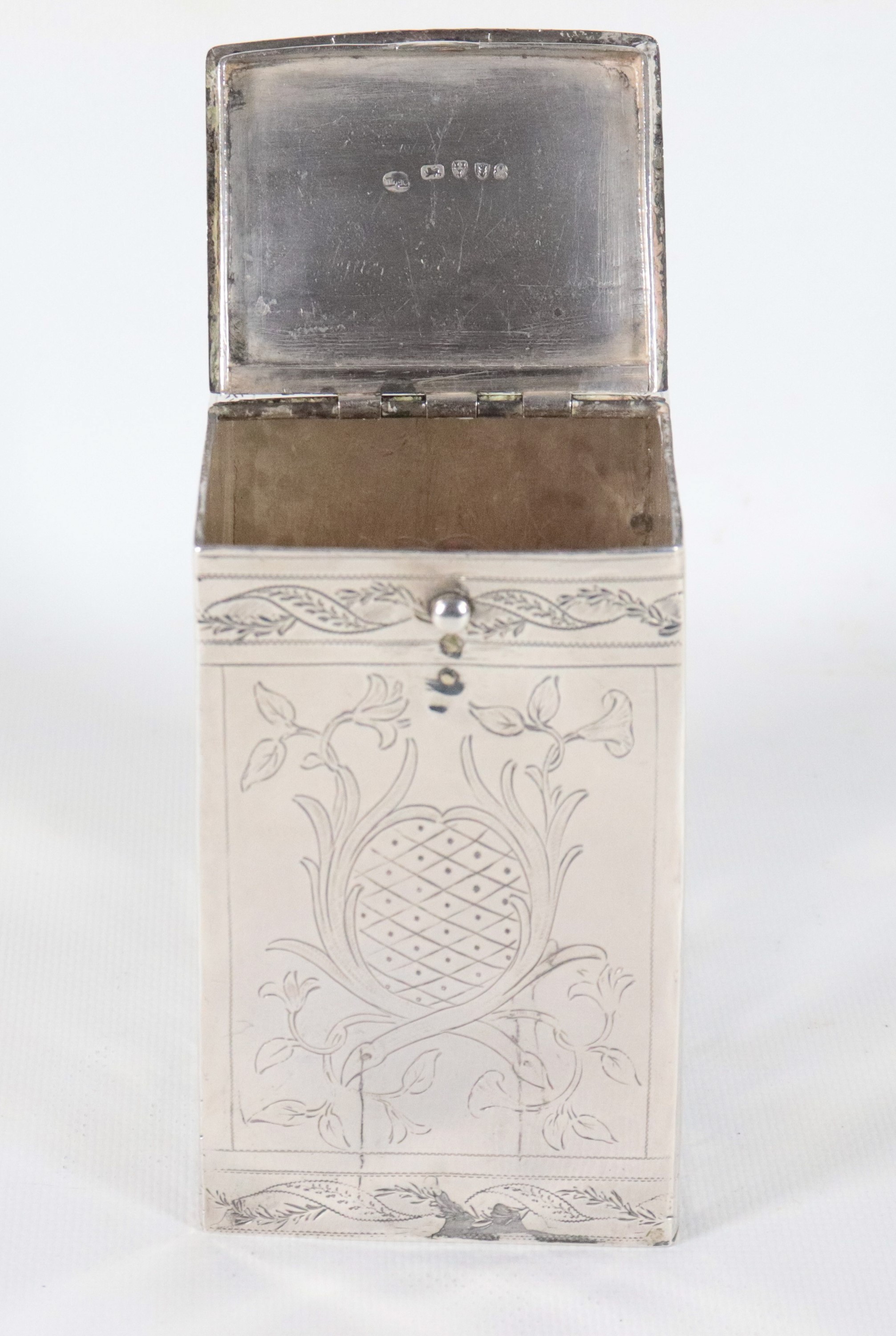 Scatola porta tè Epoca Giorgio III in argento cesellato e sbalzato, gr. 370