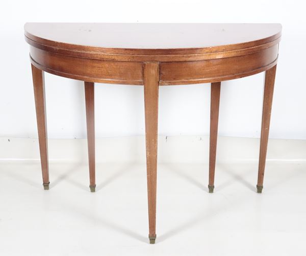 French dining table in light mahogany with a semi-round shape, extendable