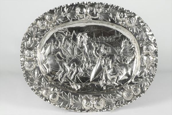 Parade plate in silver