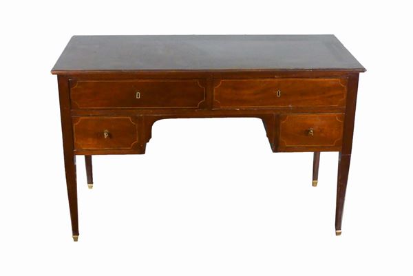 Wall desk of the Louis XVI line