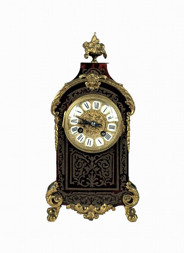  Louis XV line table clock