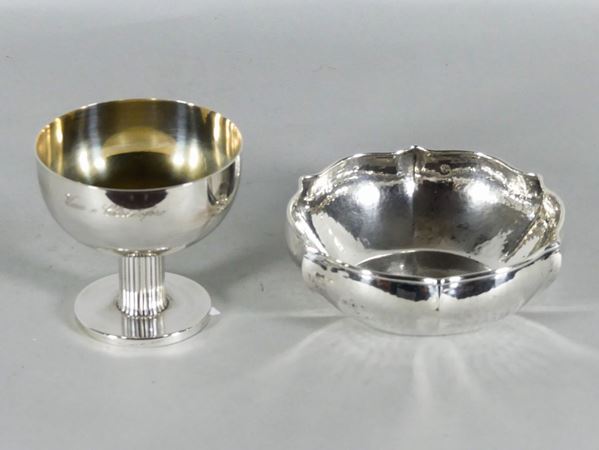 Ciotola e piccola coppa in argento (Gr. 420)