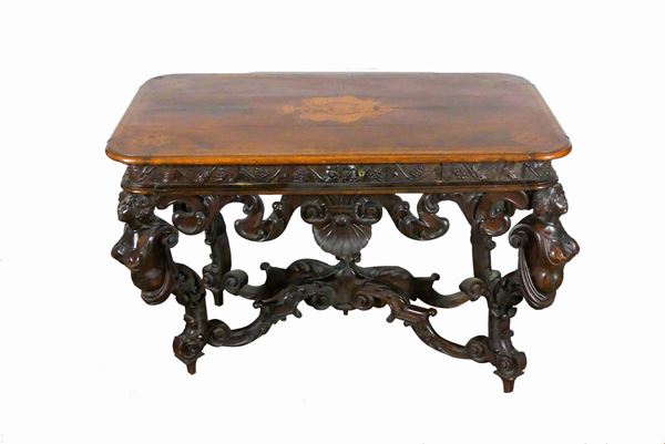 Veneto Louis XV line center table in walnut