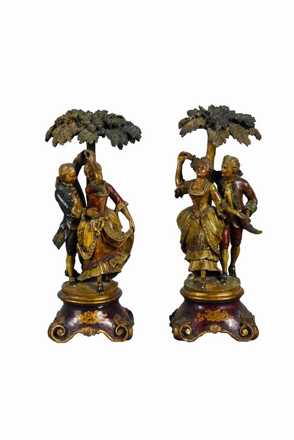 Coppia di Sculture Veneziane Luigi XV "Scene galanti" in legno laccato