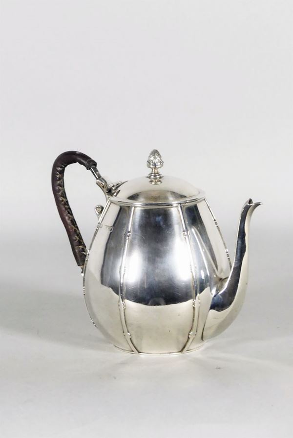 English silver teapot Giorgio V. Gr 460