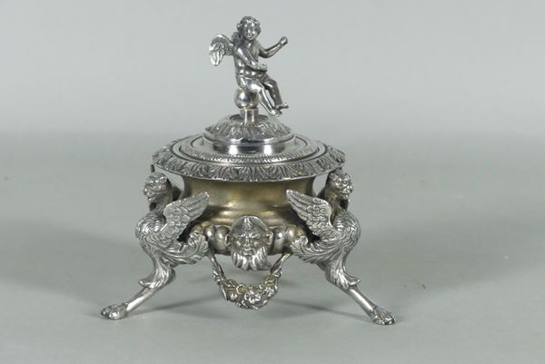 Tripod sugar bowl in silvered bronze