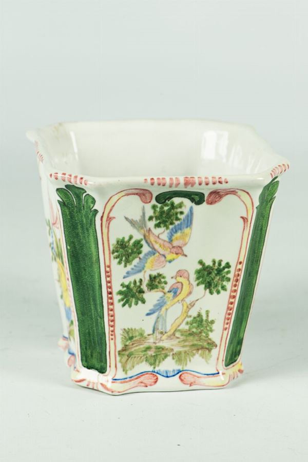 Small Cachepot in porcelain and glazed ceramic