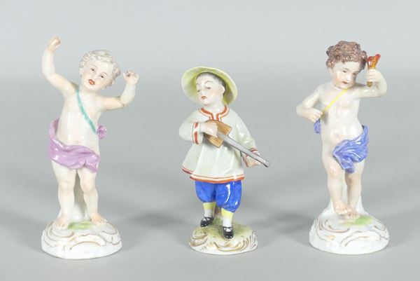 Tre statuine in porcellana Tedesca