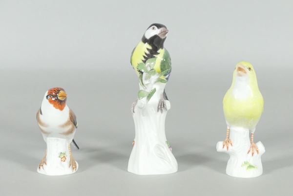 Three &quot;Birds&quot; figurines in polychrome Meissen porcelain