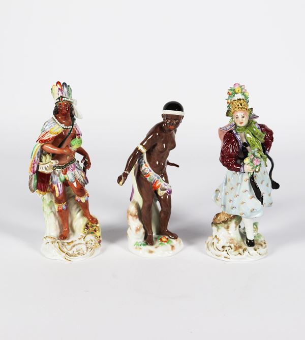 Tre piccole Sculture in porcellana policroma smaltata Meissen &quot;Europa, Africa e America&quot;