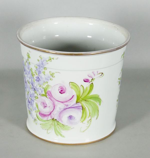 Cachepot vase holder in porcelain