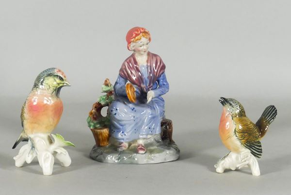 Three figurines &quot;Two birds and fruit seller&quot;