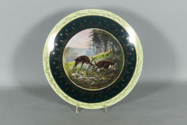Wall plate in polychrome porcelain