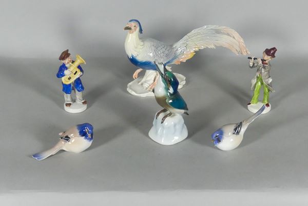 Lot in porcelain and ceramic