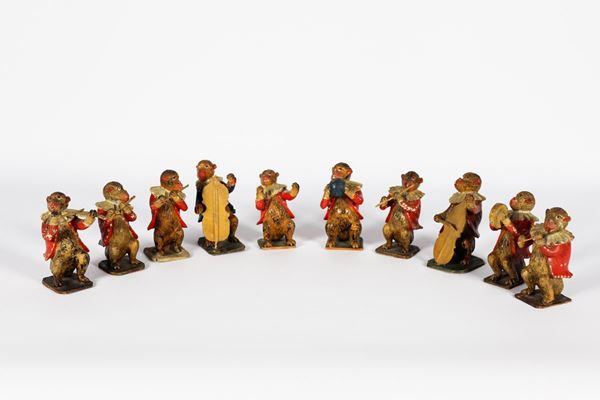 Concertino of ten monkeys in decorated and painted wood