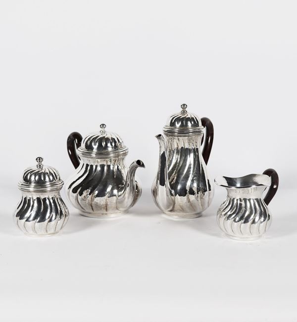 Silver tea and coffee service (4 pcs). 1290g