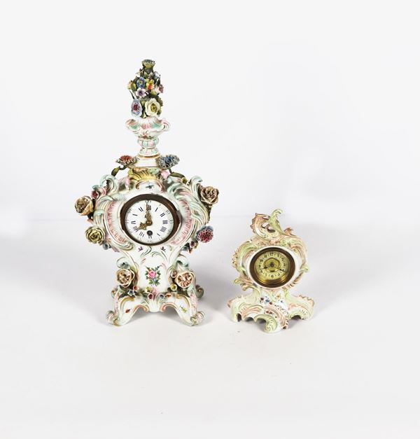 Due Orologi da tavolo in porcellana