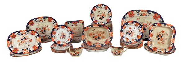 English Victorian earthenware set (62 pcs)