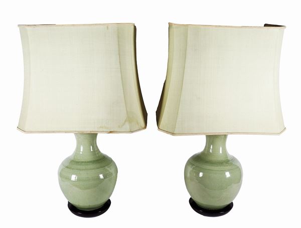 Coppia di vasi cinesi in porcellana Celadon