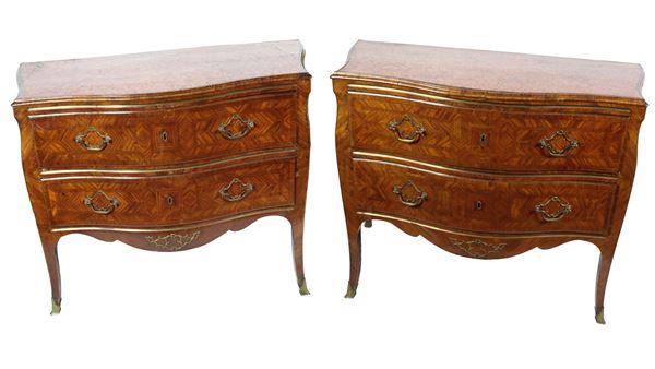 Pair of Louis XV Sicilian chest of drawers in walnut and purple ebony