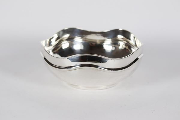 Bowl in argento liscio e martellato gr 290