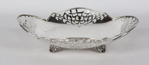 Oval basket in silver 370 g