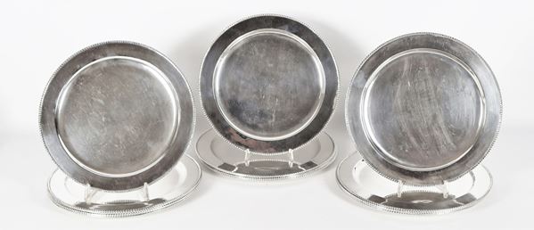 Sixteen round placemats in 925 sterling silver 8500 gr