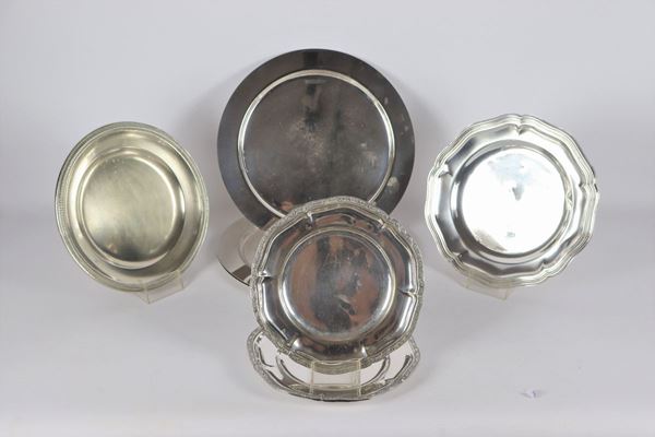 Lot of seven plates and saucers in silver metal