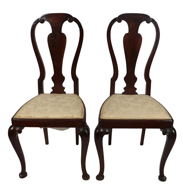 Pair of Emilian chairs in walnut