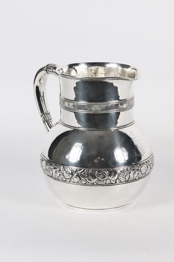 Jug in 925 sterling silver signed Tiffany Argentiere Moore. Gr 880