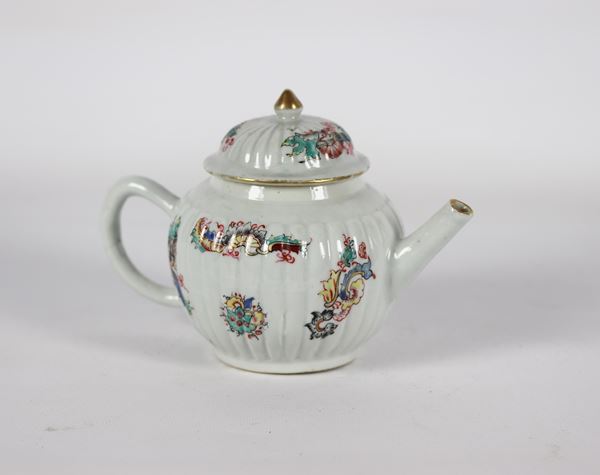 Antique Chinese porcelain teapot