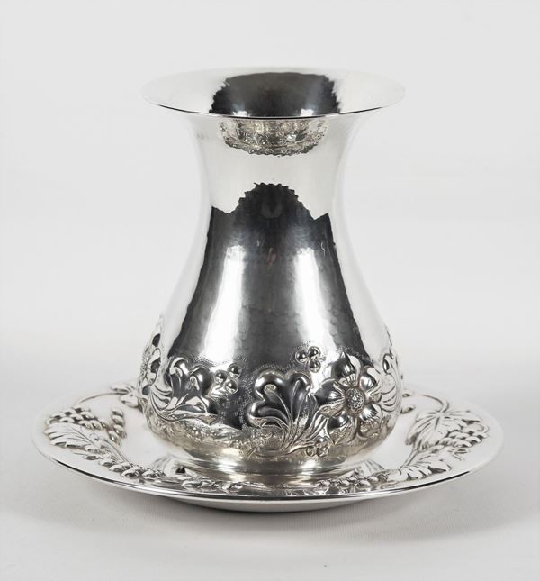 Vaso in argento con sottopiatto gr 980