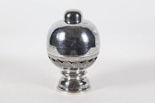 Bowl  thailandese con coperchio, base e coppetta gr 750