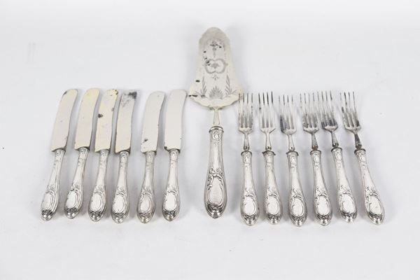 Dessert cutlery set with silver handles (13 pcs.)