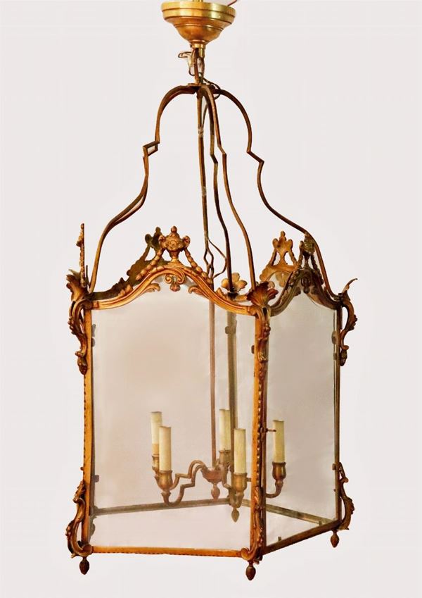 Large Louis XV line lantern in gilded and chiseled bronze