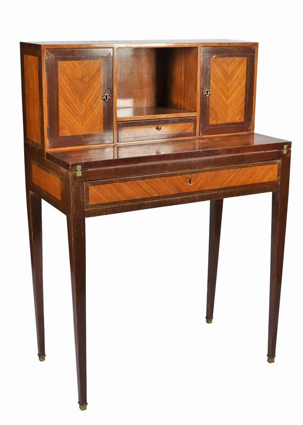 Bonheur du jour in mahogany, bois de rose and satin wood