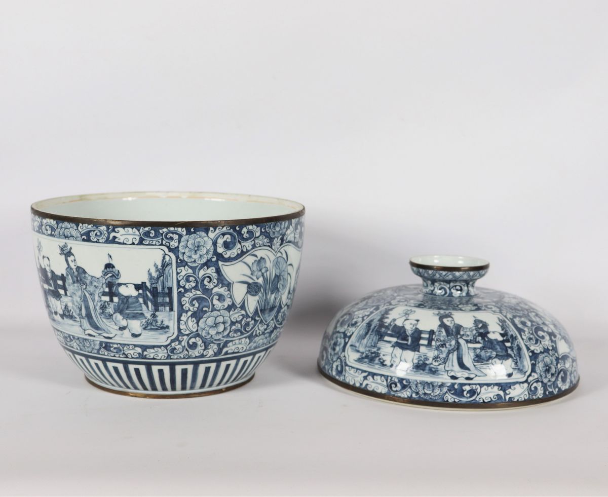 Grande potiche cinese in porcellana blu e bianca